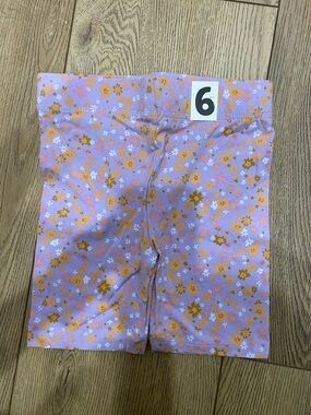 Cotton On Kids Girls Lavender Floral Bike Shorts - Yellow & White Flowers